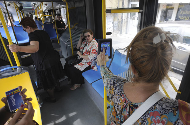 Плаћање превоза и картицама